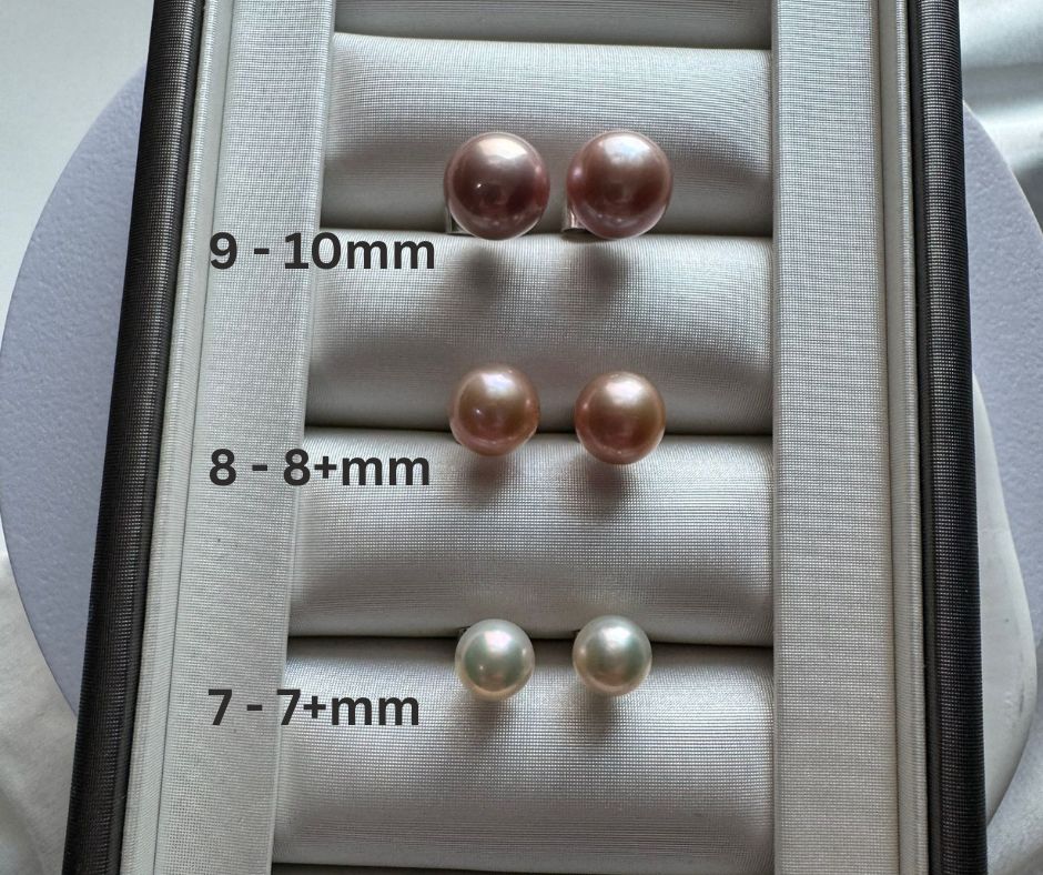 Edison Pearls Ear Studs