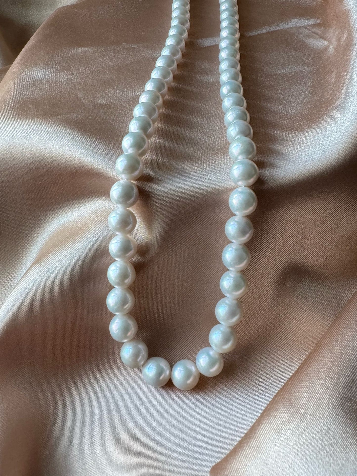 Pure Serenity Freshwater Pearl Necklace (N010)