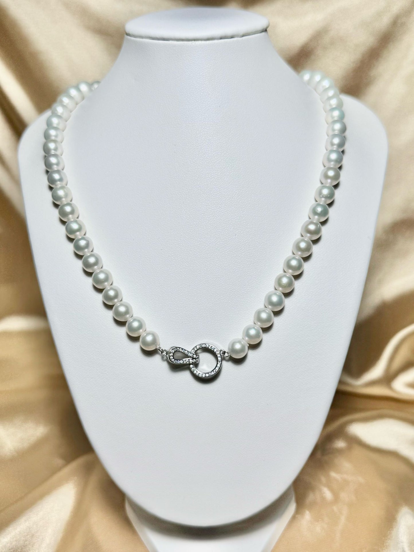 Pure Serenity Freshwater Pearl Necklace (N010)
