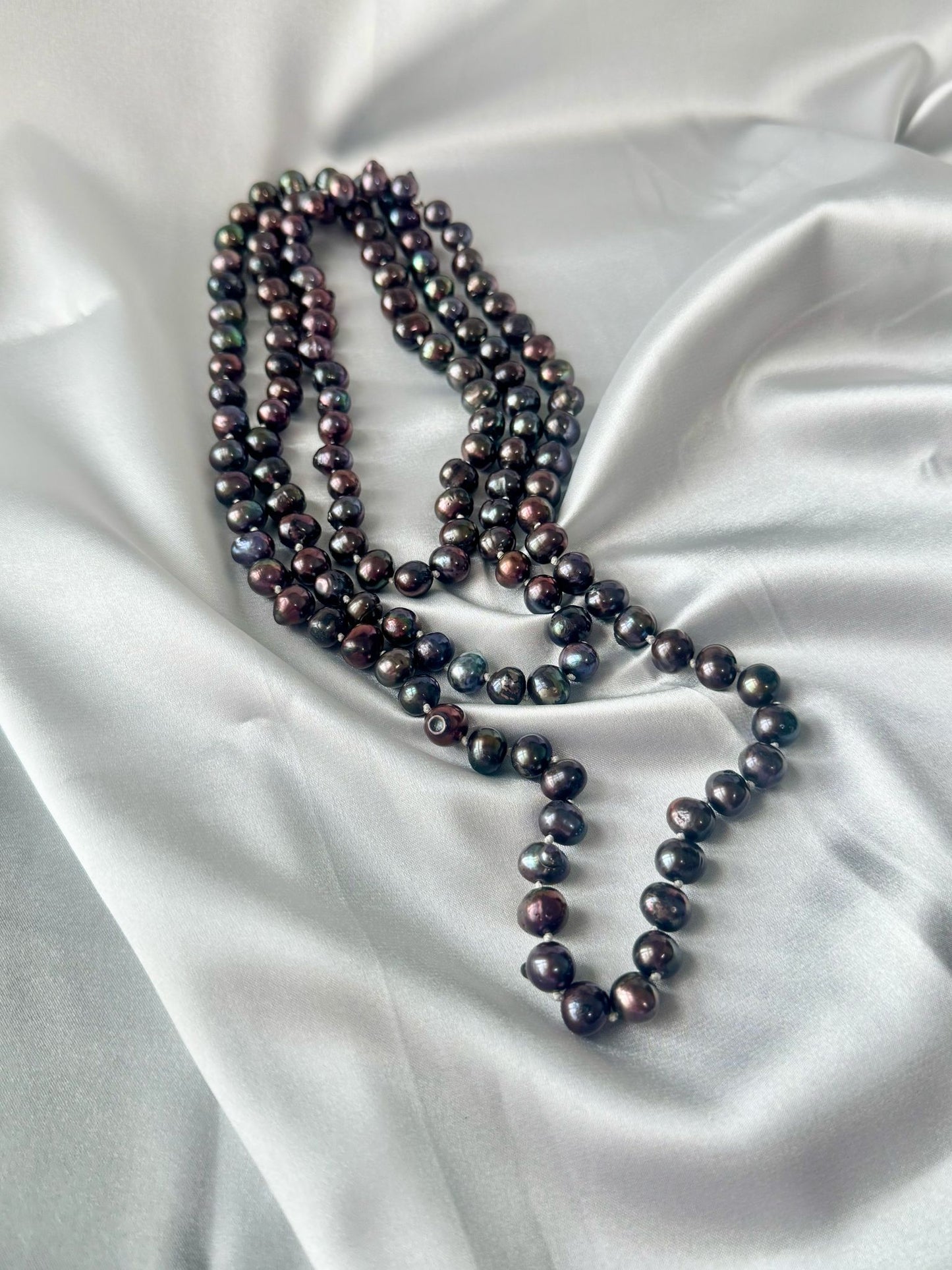 Midnight Lustre Necklace (N012)