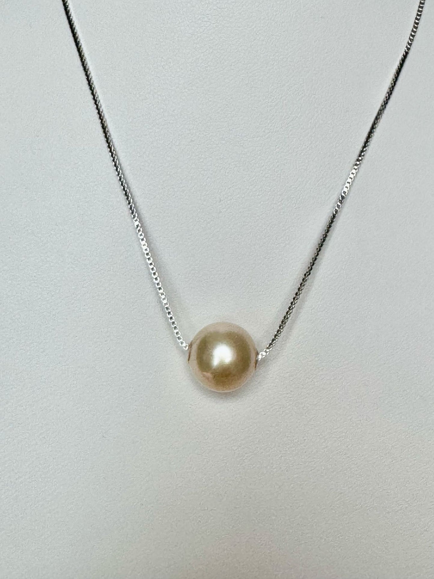 Lu Lu Tong Golden Pendant (PD002)