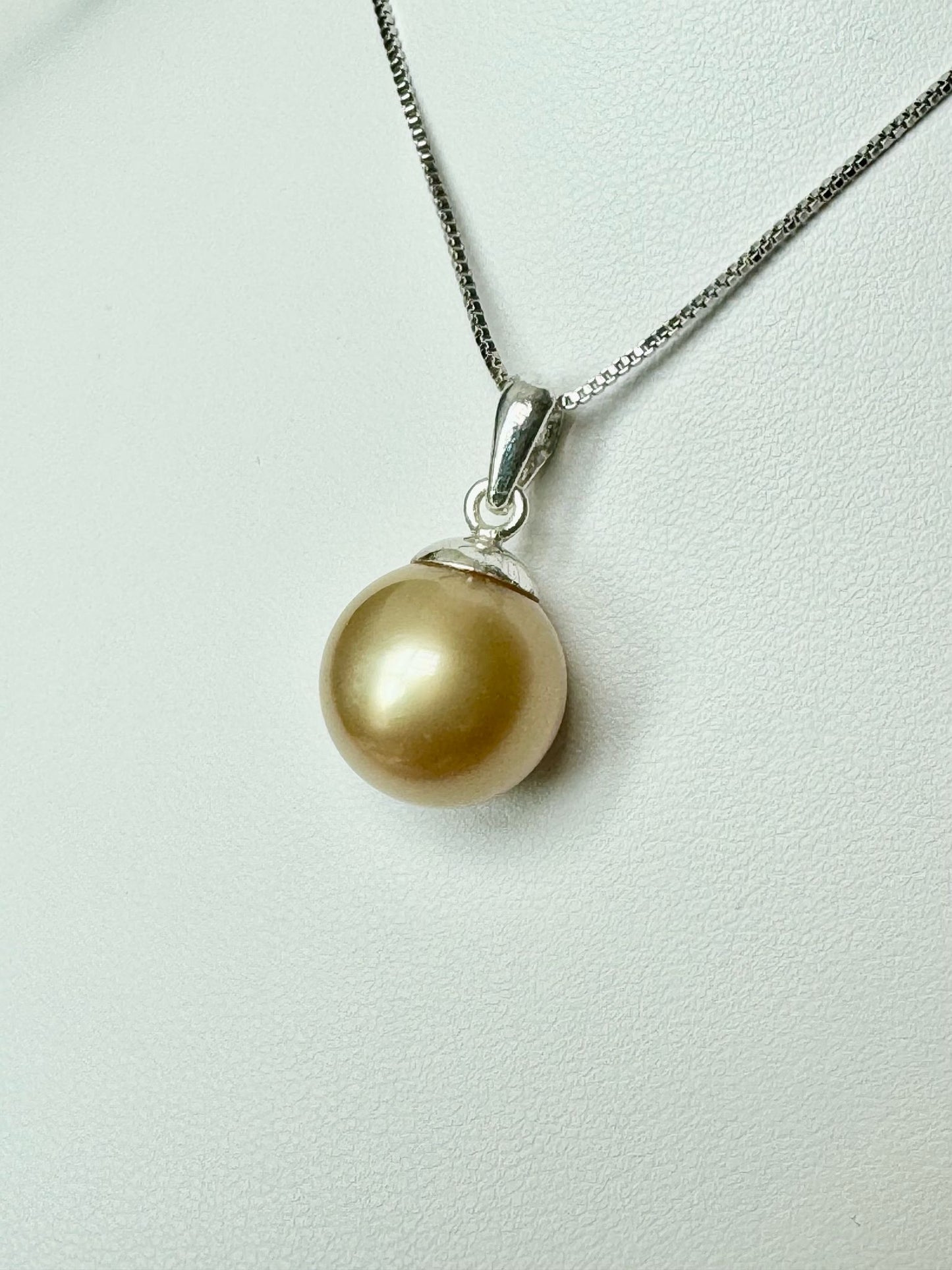 Golden Sun Pearl Pendant (PD005)