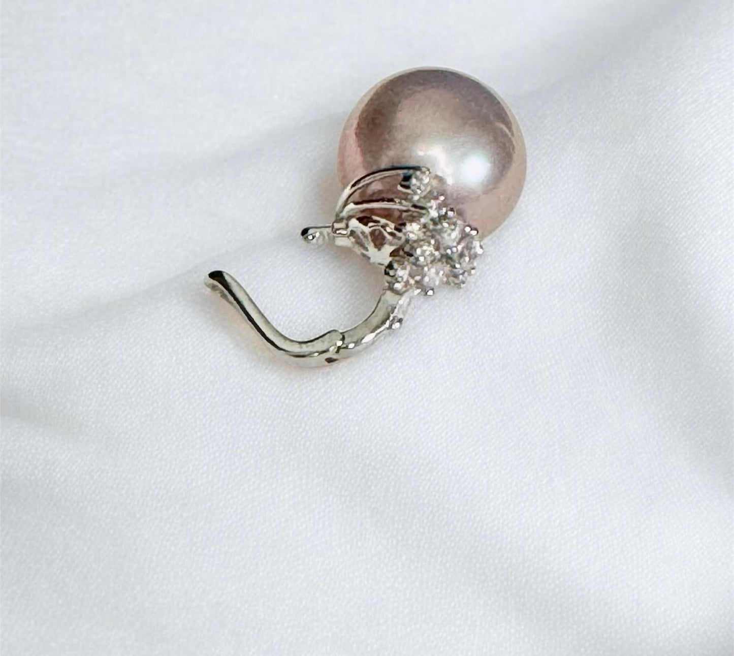 Crown Pearl Pendant (PD009)