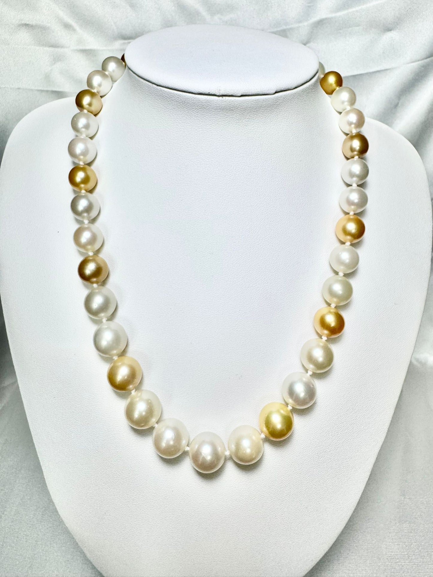 Crown of the Sea – South Sea White & Gold Pearl Necklace
